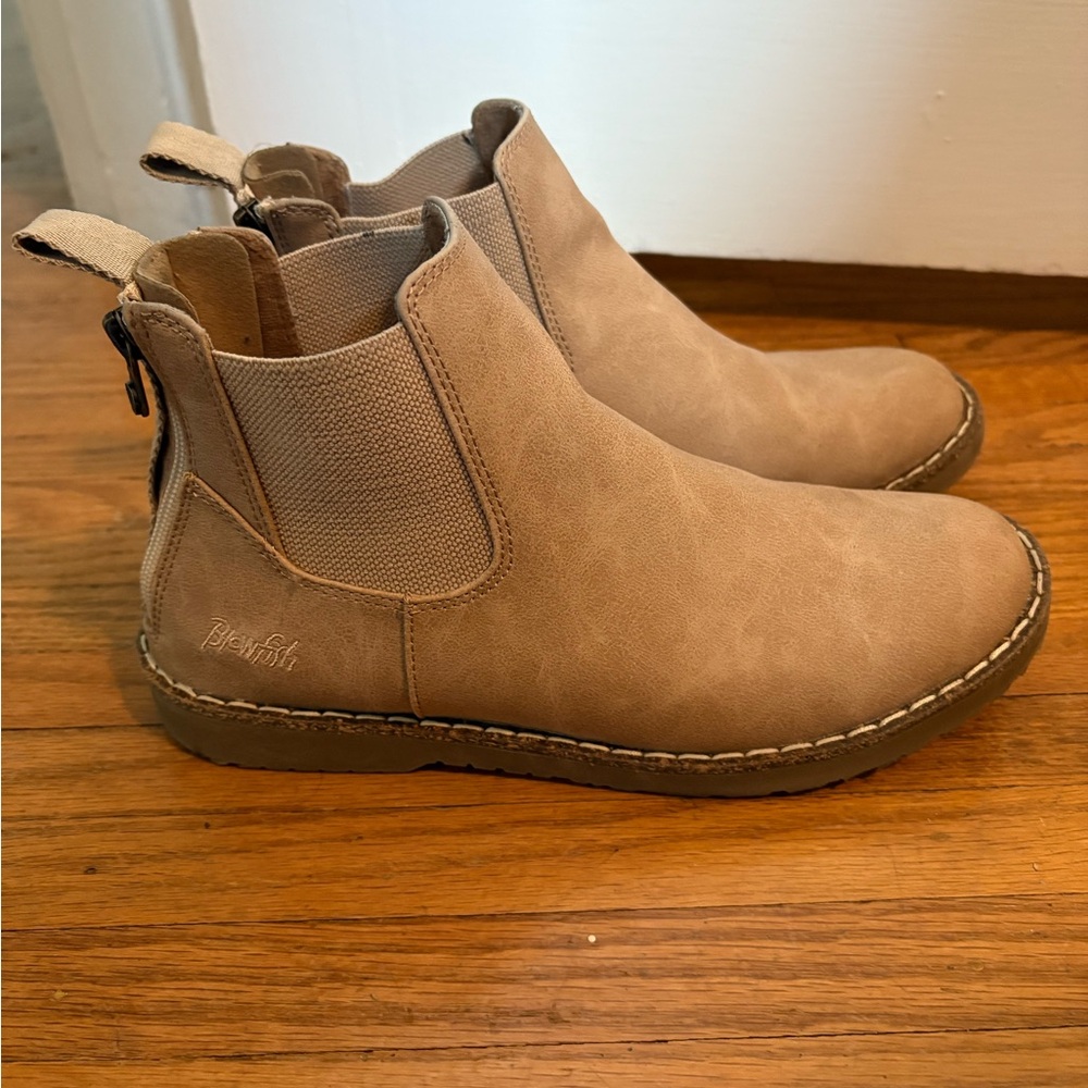 Tan Chelsea Boots